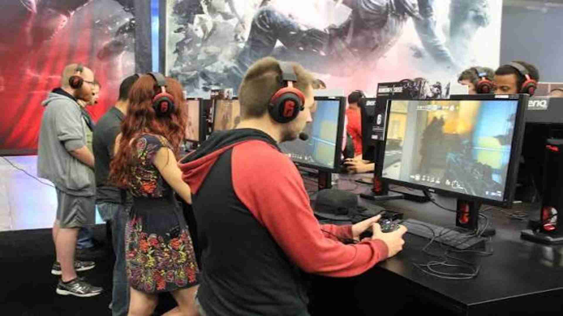 How To Play CS GO